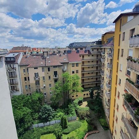 Master Apartment With Air Condition And Separated Rooftop Terrace Будапеща Екстериор снимка