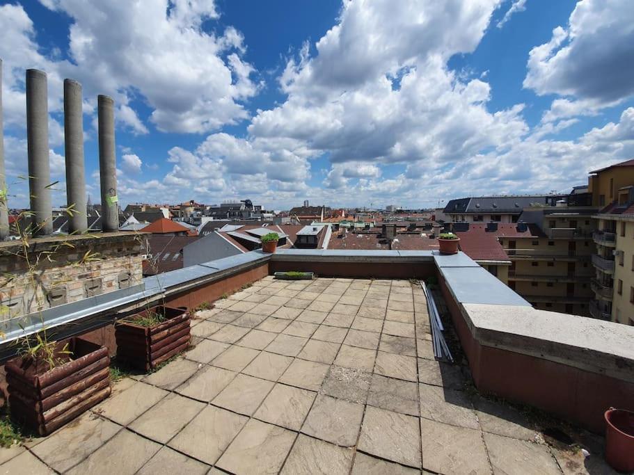 Master Apartment With Air Condition And Separated Rooftop Terrace Будапеща Екстериор снимка